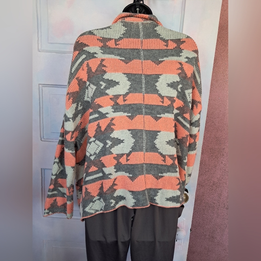 Blu Pepper Orange and Gray Geometric Cardigan - Picture 7 of 13